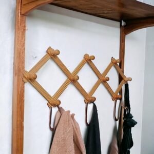 COLLAPSIBLE WOODEN HANGER