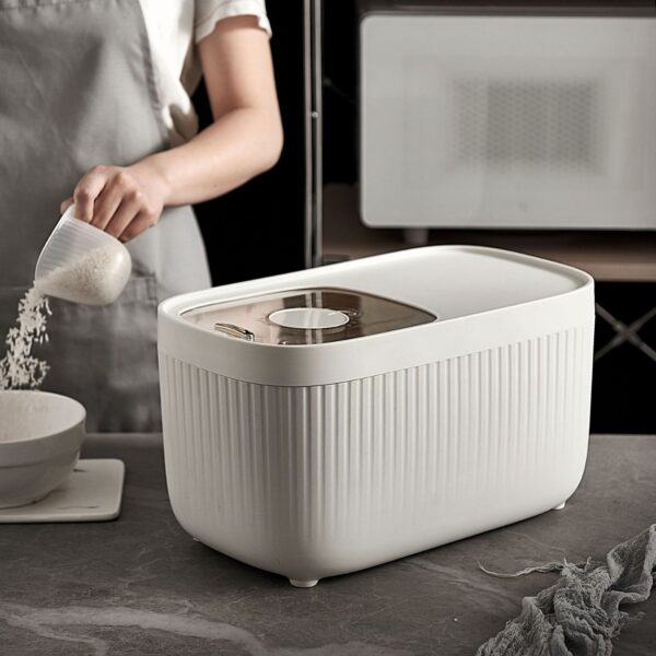 5KG PUSH-PULL RICE BUCKET - Image 3