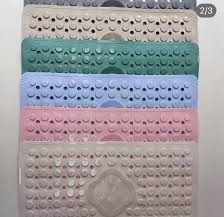 ANTISLIP BATHMAT WITH SCRUB