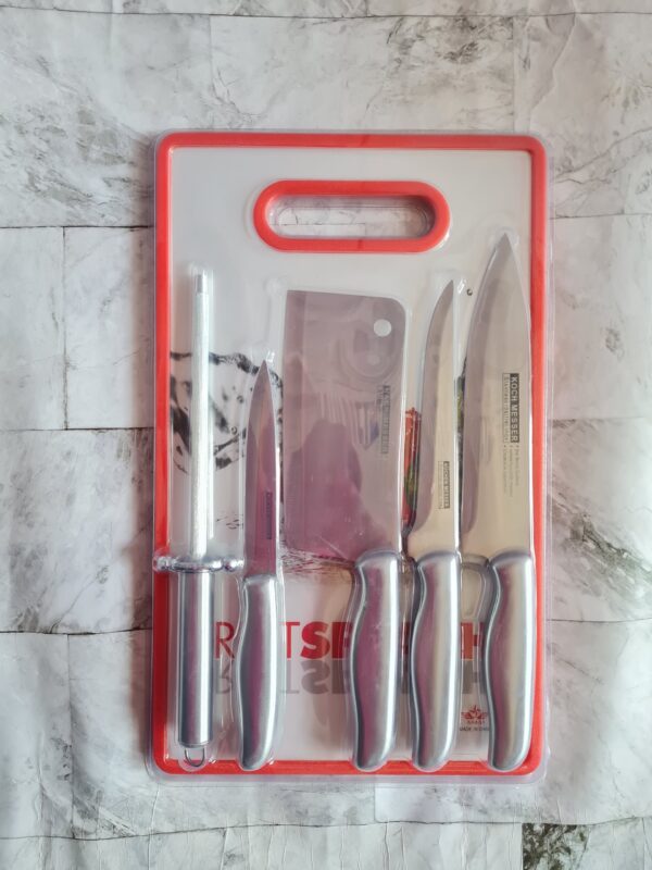 CHOPPING BOARD WITH STAINLESS STEEL KNIFE SET - Image 3