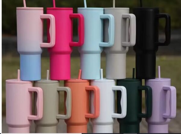 INSULATED TUMBLER