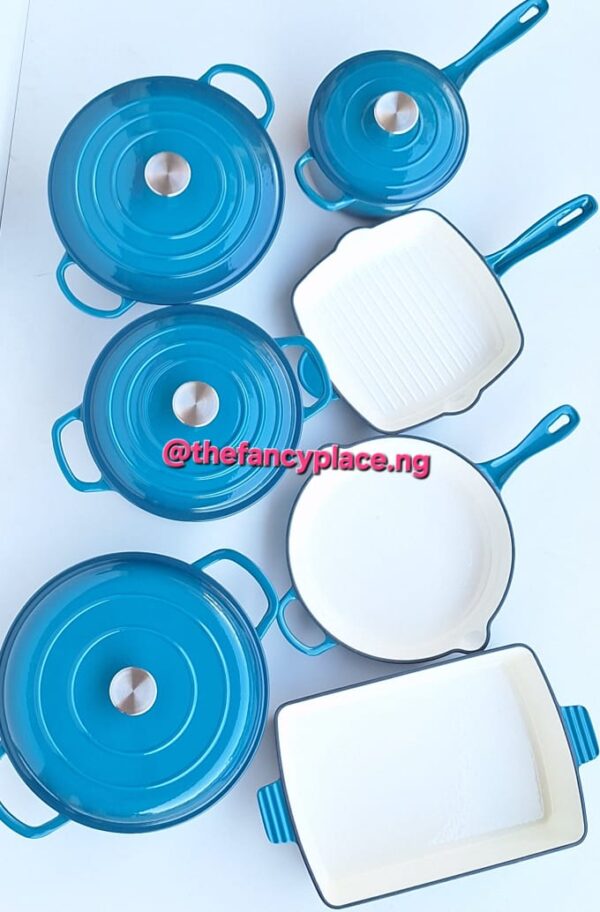 7 PIECE CAST IRON COOKWARE - Image 2
